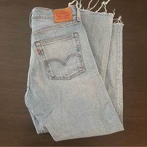 Levi’s Wedgie Straight Light Wash 28